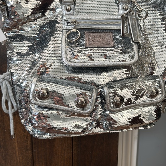 NWT Coach poppy sequins spotlight tote silver leather multi straps 11”x14”x4” - Picture 3 of 11